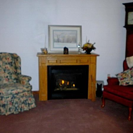 Bears Lair Inn Stowe Extérieur photo