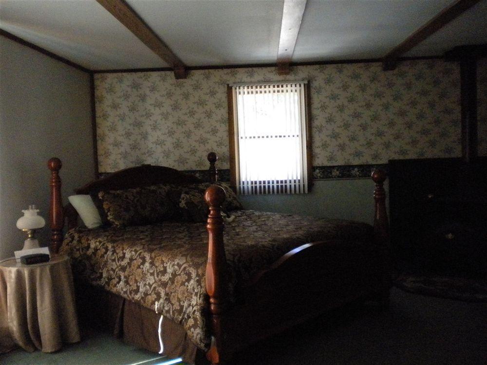 Bears Lair Inn Stowe Extérieur photo